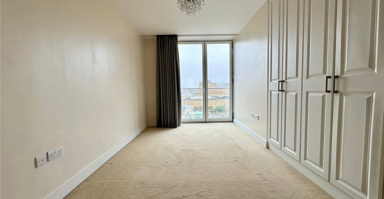 2 bedroom property for sale in Orpington | Robinson Jackson