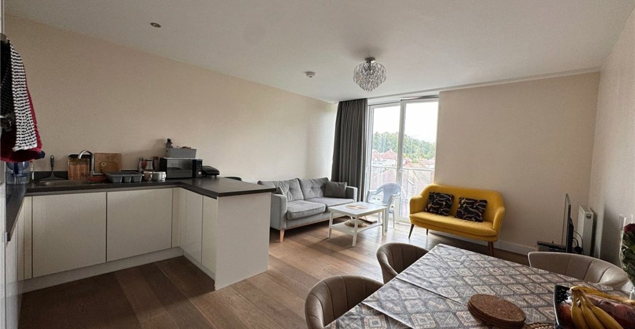 2 bedroom property for sale in Orpington | Robinson Jackson