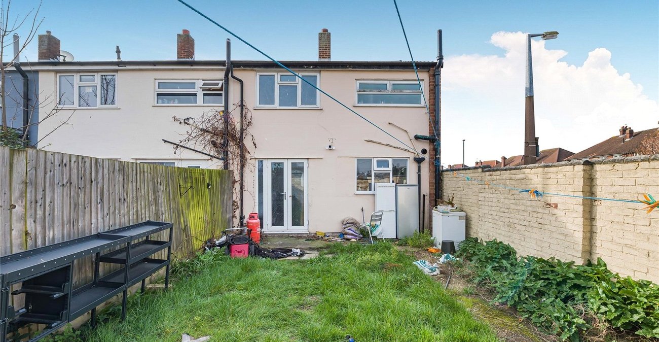 3 bedroom house for sale in Welling | Robinson Jackson