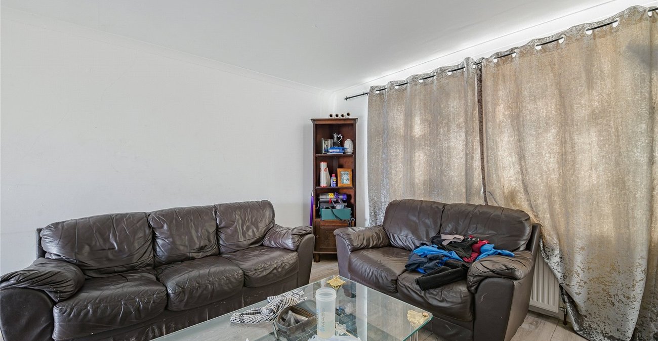 3 bedroom house for sale in Welling | Robinson Jackson