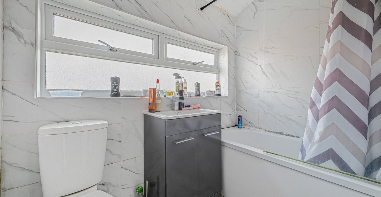 3 bedroom house for sale in Welling | Robinson Jackson