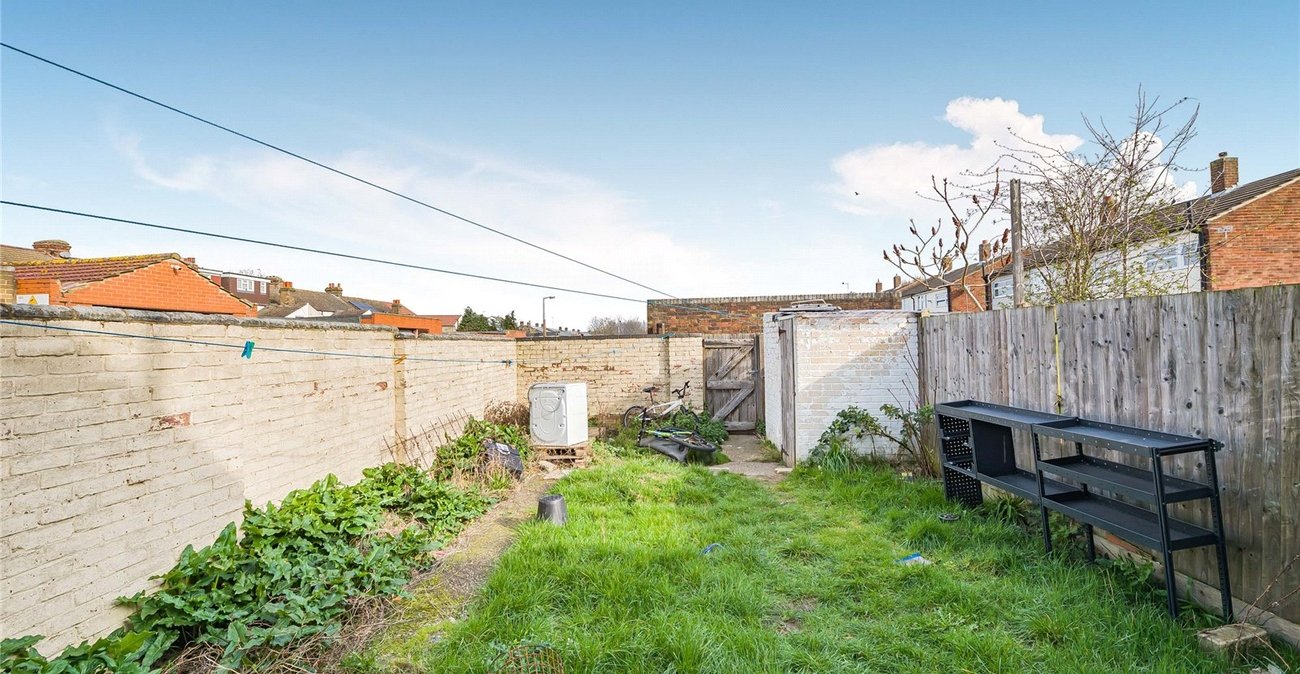 3 bedroom house for sale in Welling | Robinson Jackson