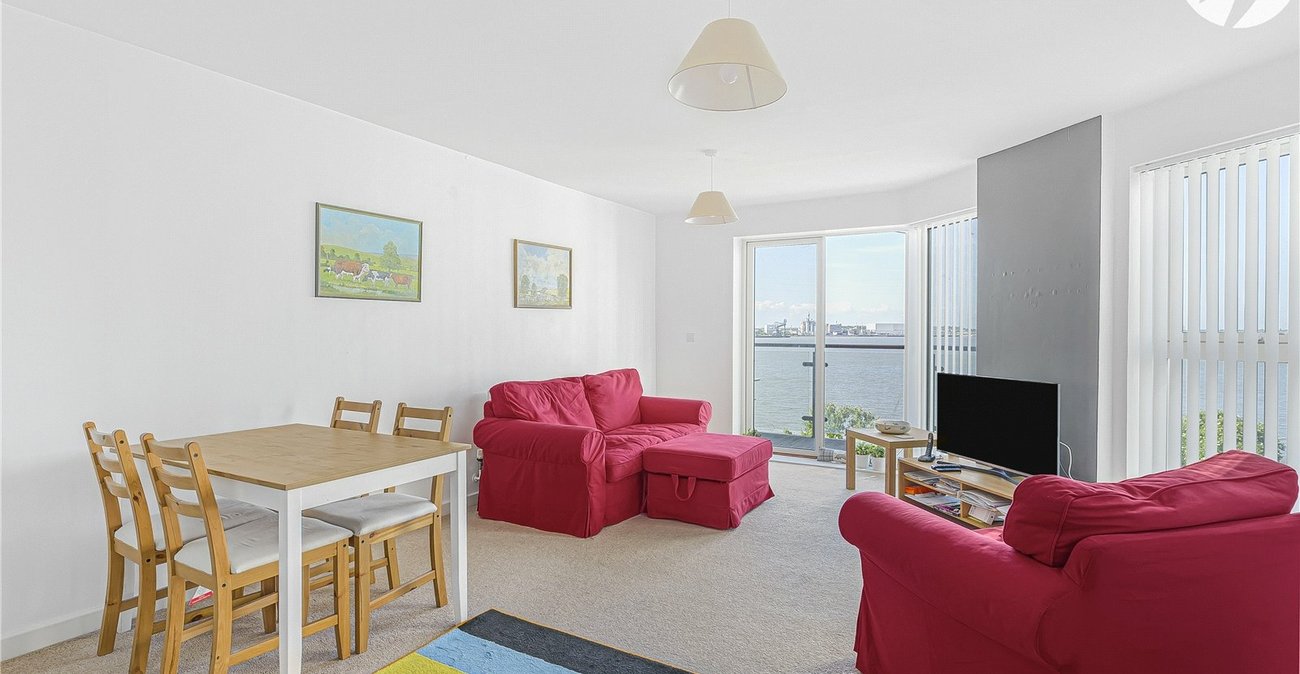 2 bedroom property for sale in Carmichael Avenue | Robinson Jackson