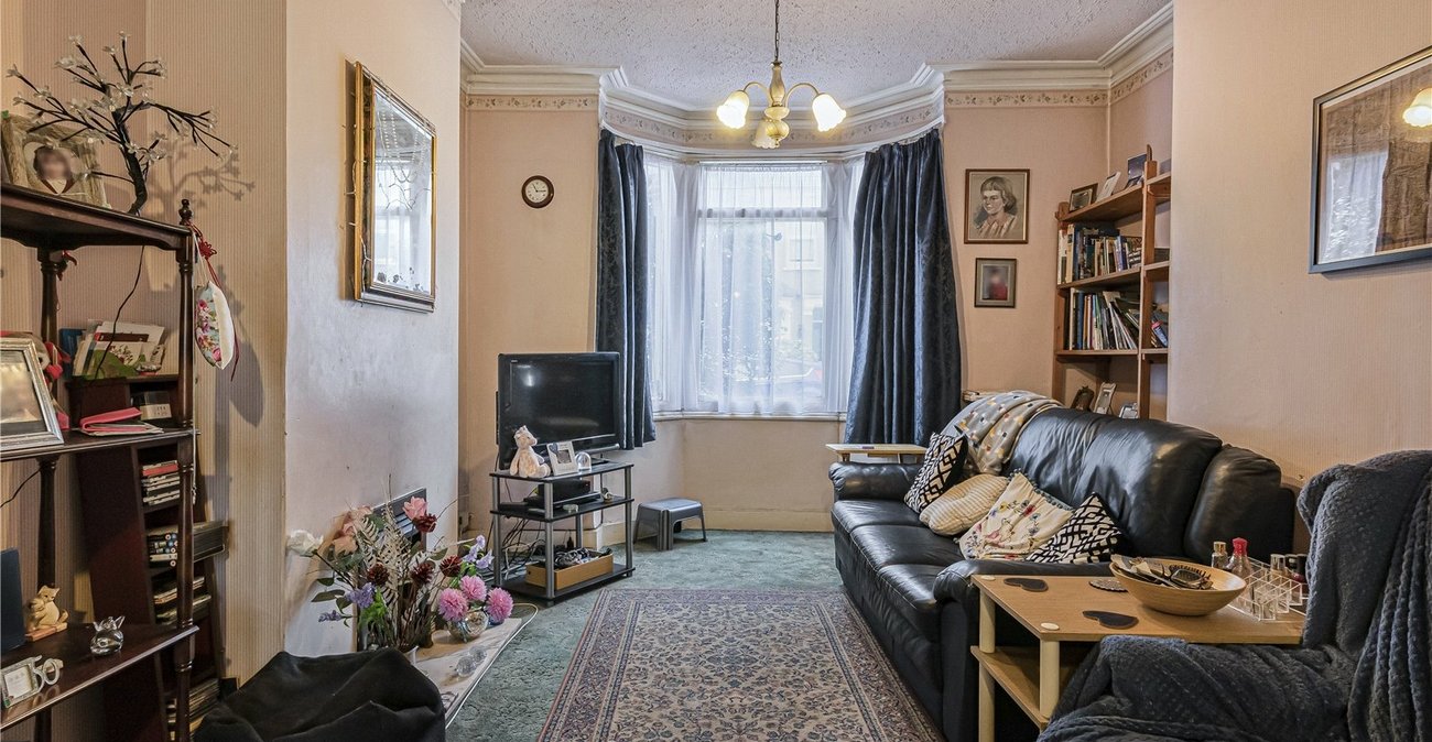 2 bedroom house to rent in Welling | Robinson Jackson