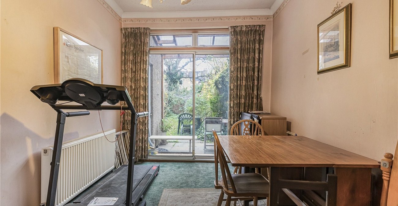 2 bedroom house to rent in Welling | Robinson Jackson