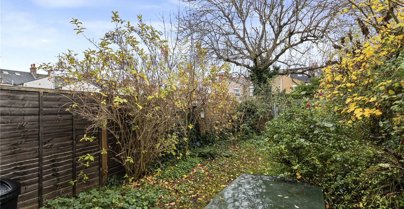 2 bedroom house to rent in Welling | Robinson Jackson