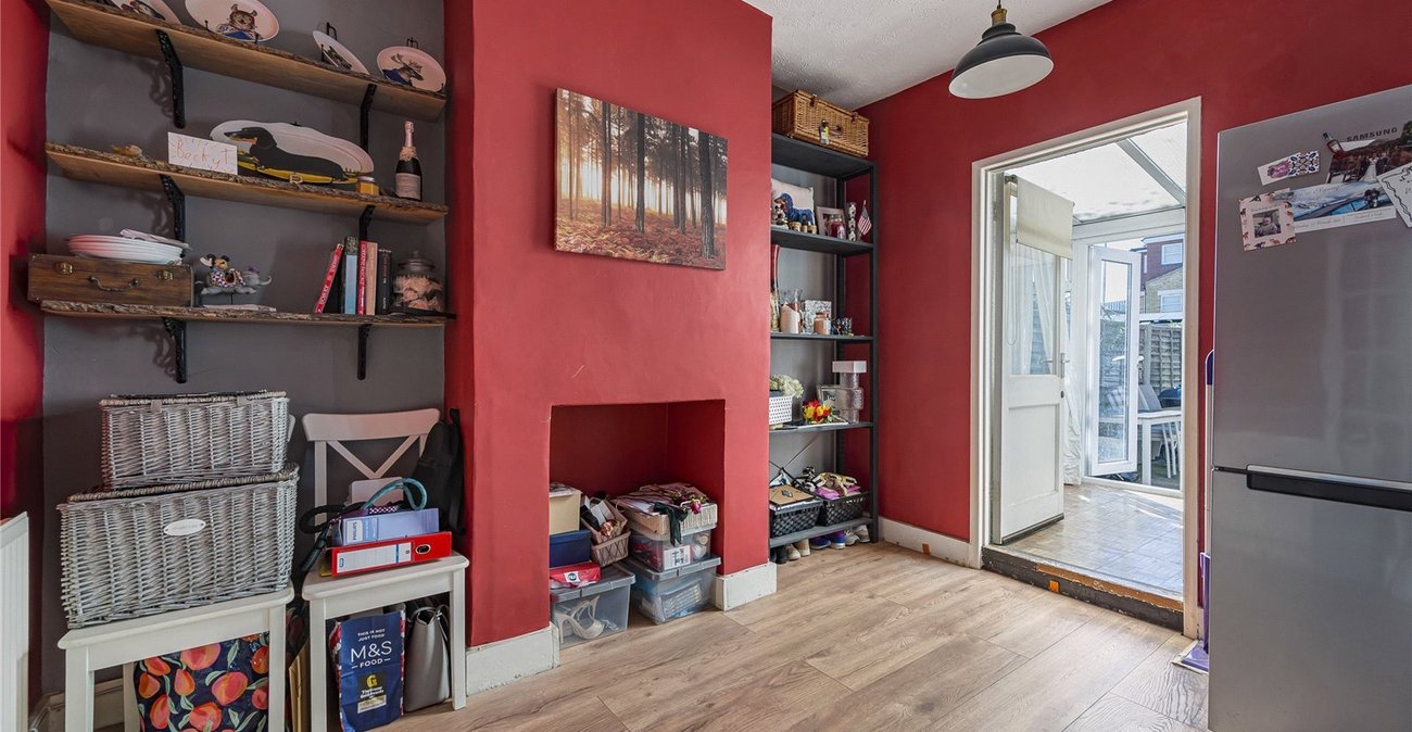 2 bedroom house for sale in Welling | Robinson Jackson