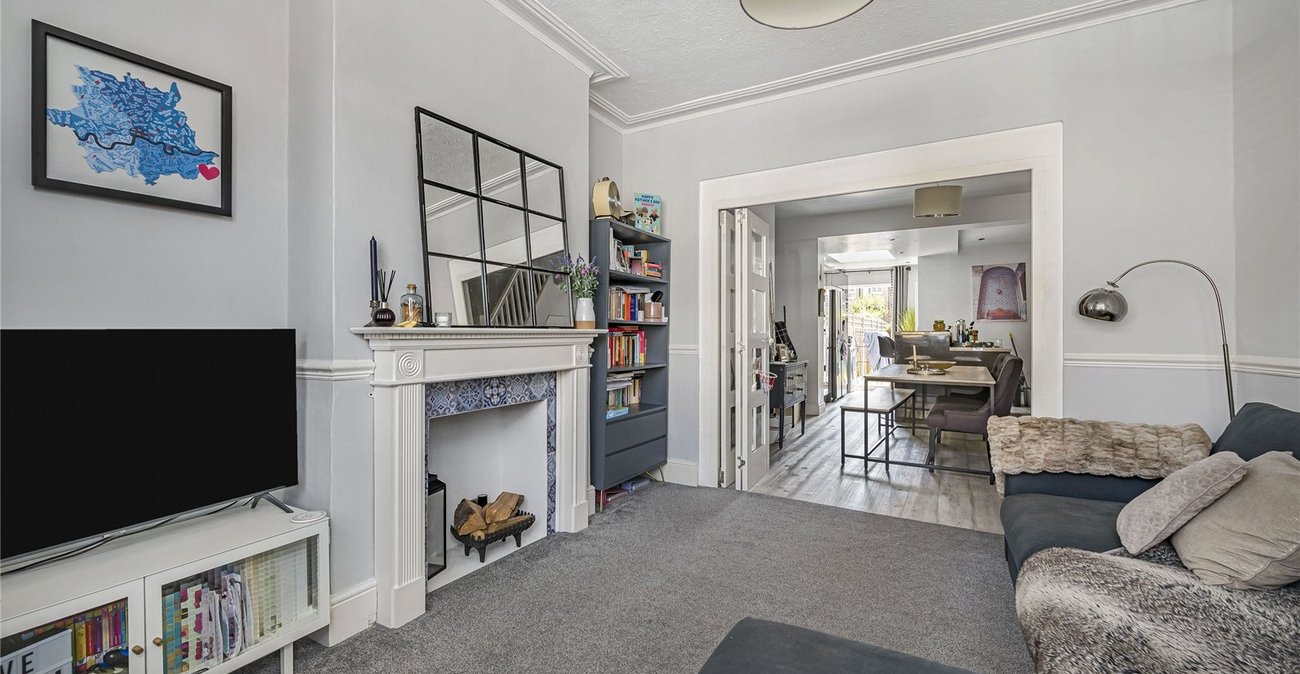 3 bedroom house for sale in Welling | Robinson Jackson