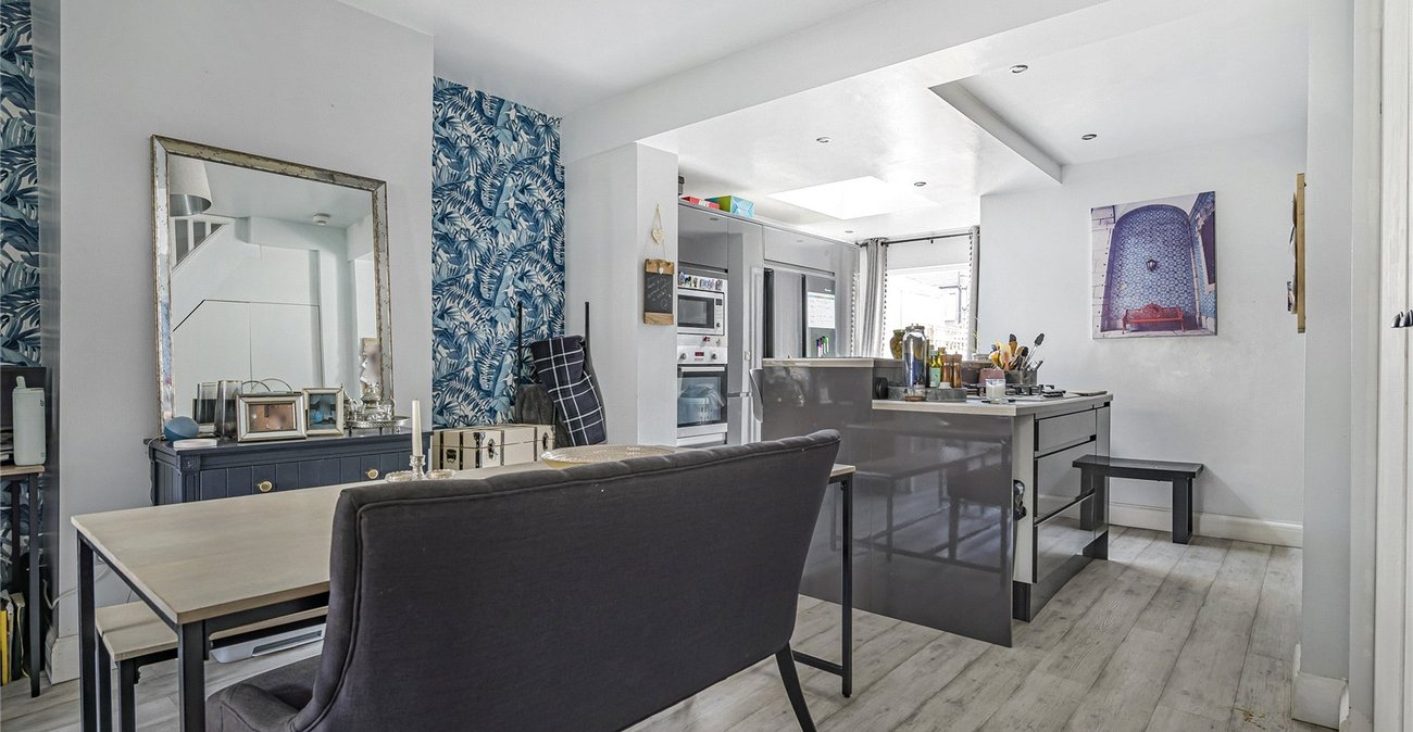 3 bedroom house for sale in Welling | Robinson Jackson