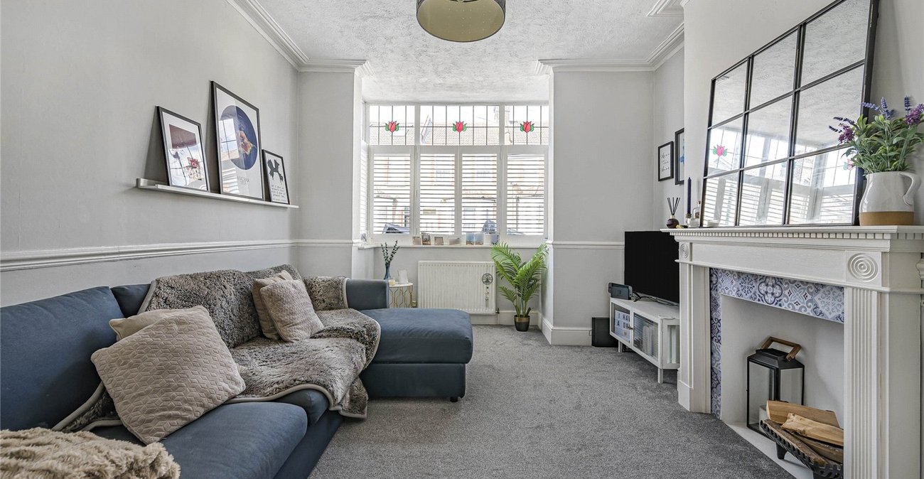 3 bedroom house for sale in Welling | Robinson Jackson