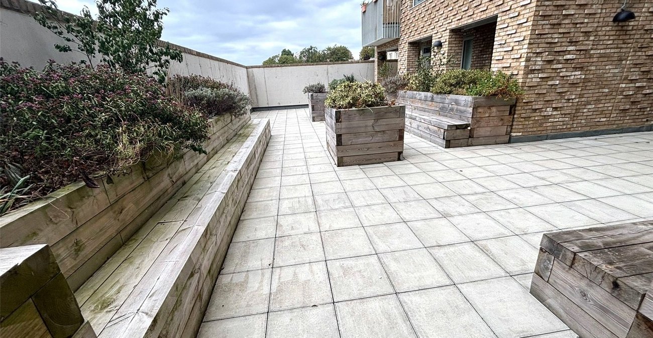 3 bedroom property for sale in Crystal Palace | Robinson Jackson