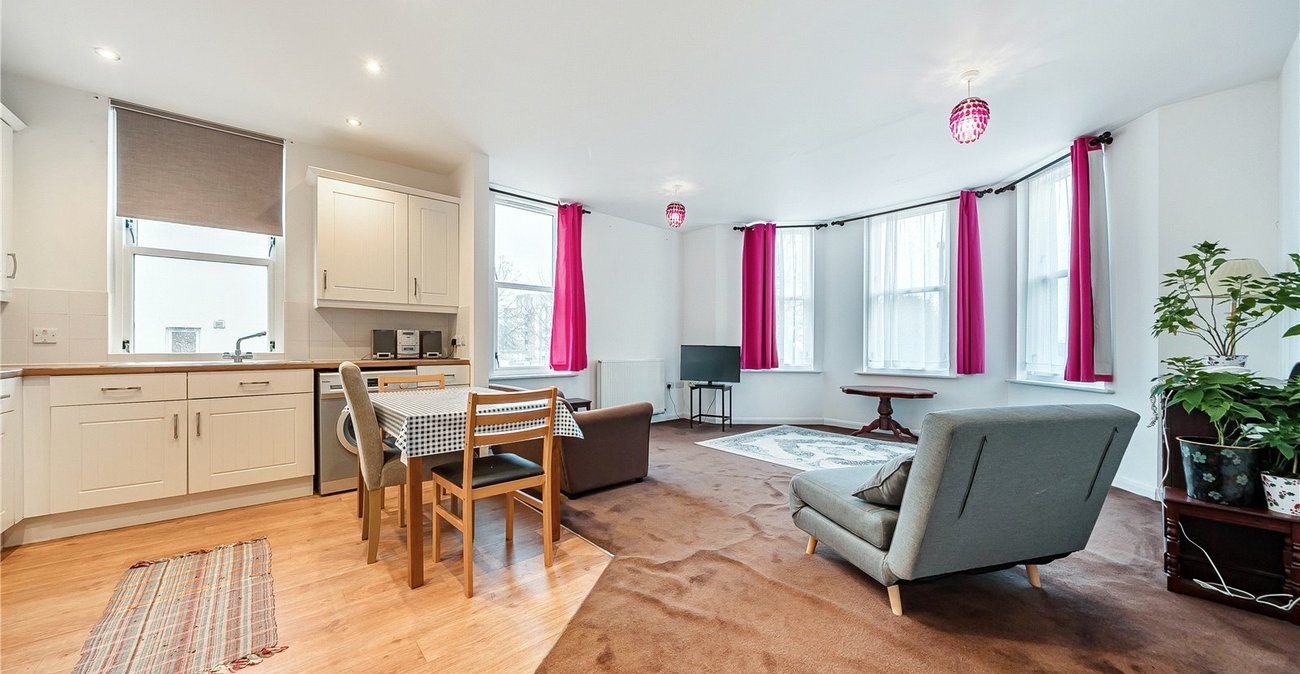 2 bedroom property for sale in Crystal Palace | Robinson Jackson