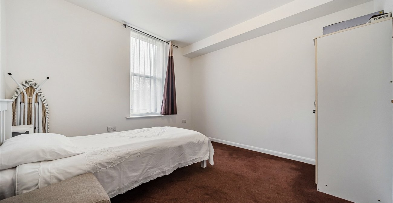 2 bedroom property for sale in Crystal Palace | Robinson Jackson