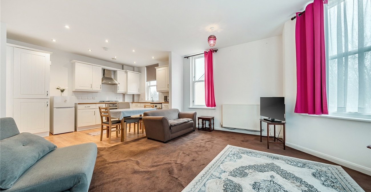 2 bedroom property for sale in Crystal Palace | Robinson Jackson