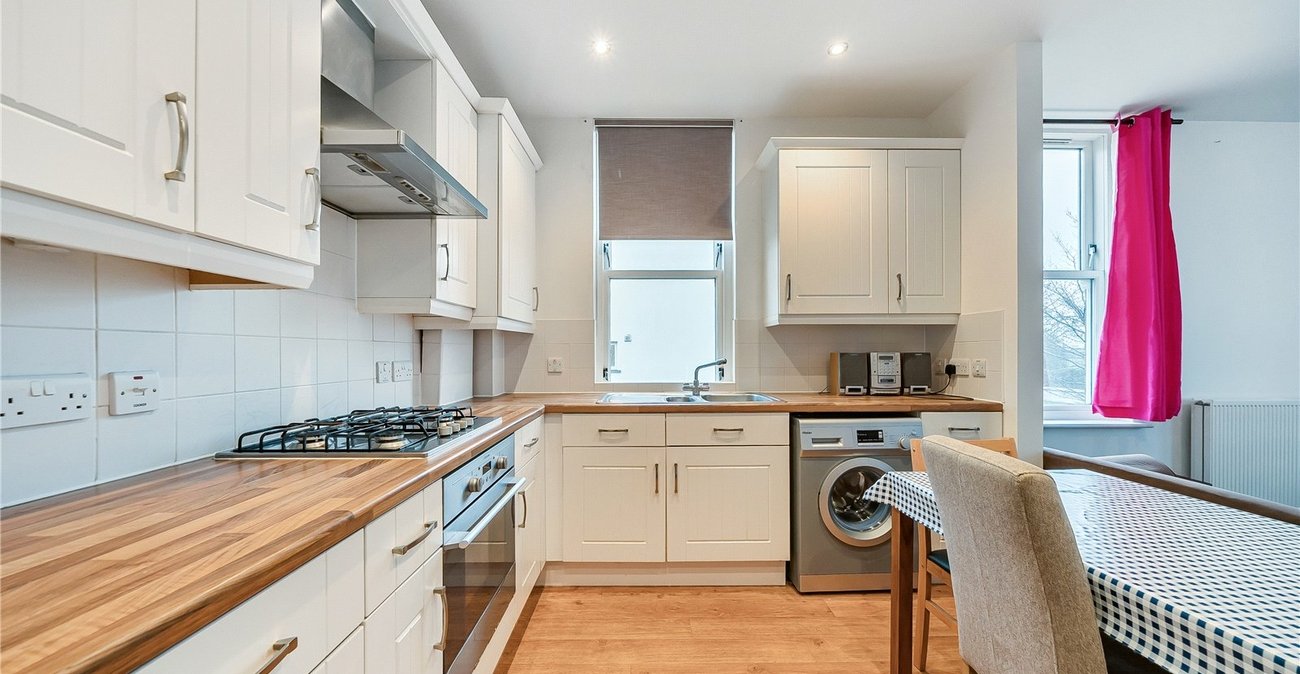 2 bedroom property for sale in Crystal Palace | Robinson Jackson