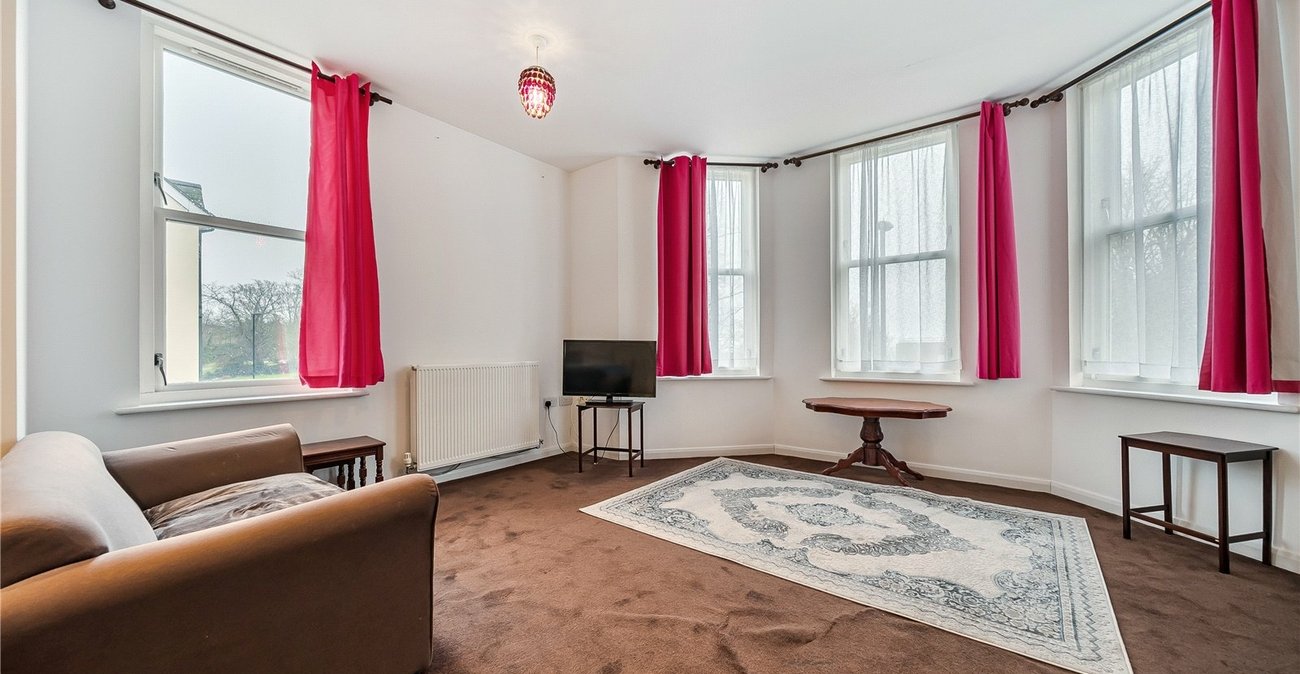 2 bedroom property for sale in Crystal Palace | Robinson Jackson