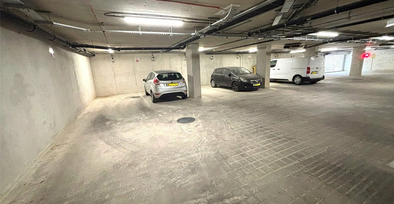 3 bedroom property for sale in Crystal Palace | Robinson Jackson