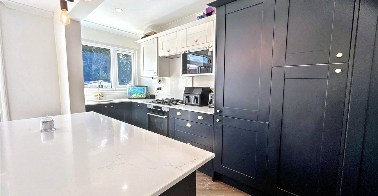 3 bedroom house for sale in Sidcup | Robinson Jackson