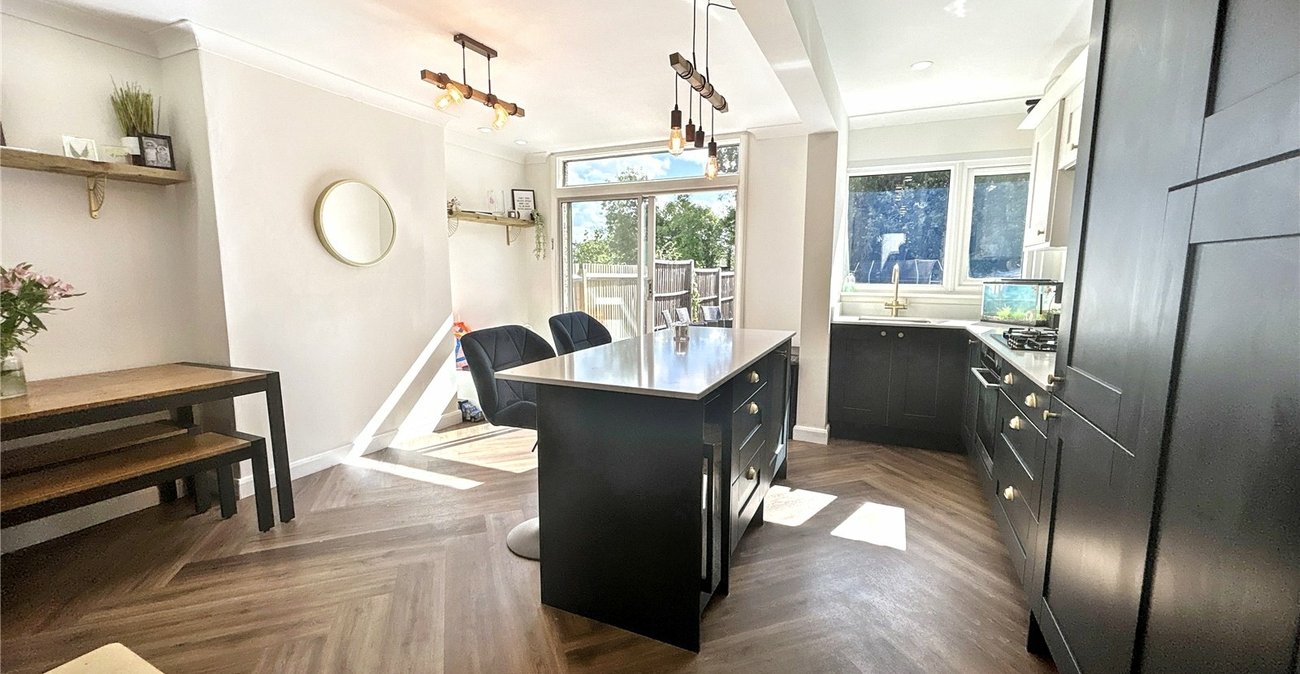 3 bedroom house for sale in Sidcup | Robinson Jackson