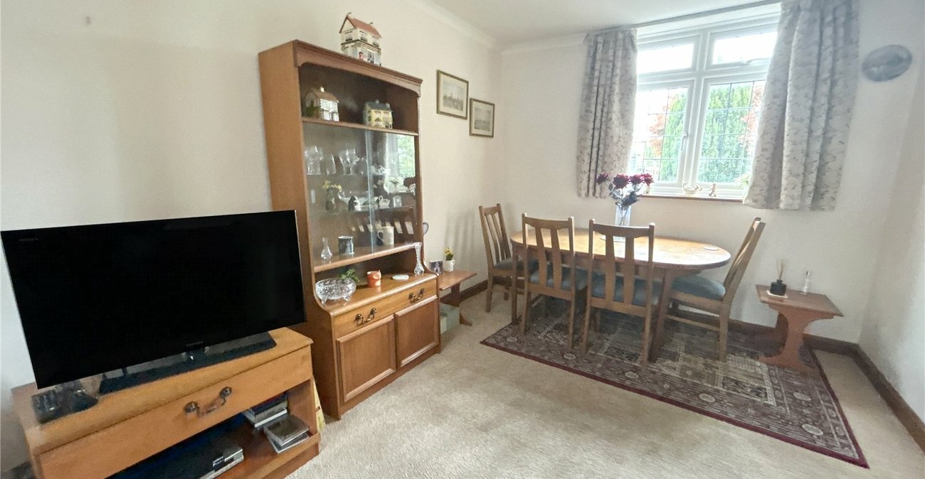 3 bedroom house for sale in Sidcup | Robinson Jackson
