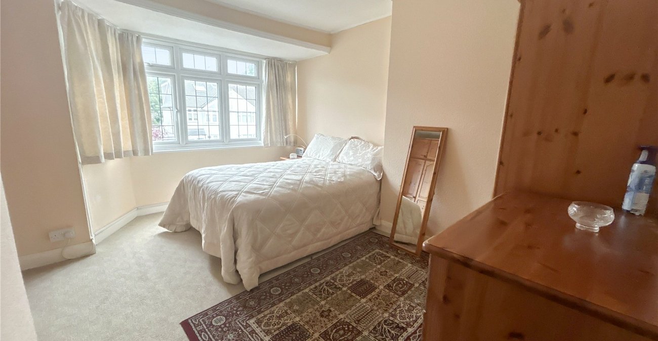 3 bedroom house for sale in Sidcup | Robinson Jackson