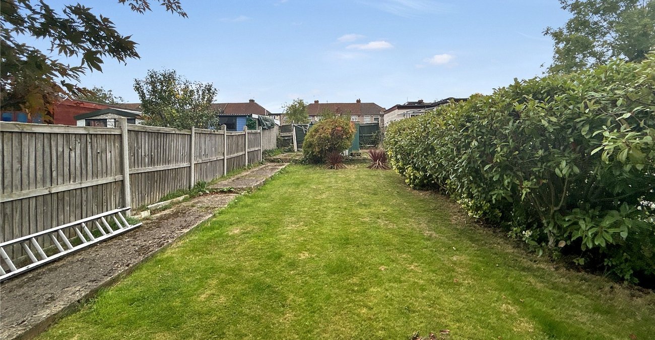 3 bedroom house for sale in Sidcup | Robinson Jackson