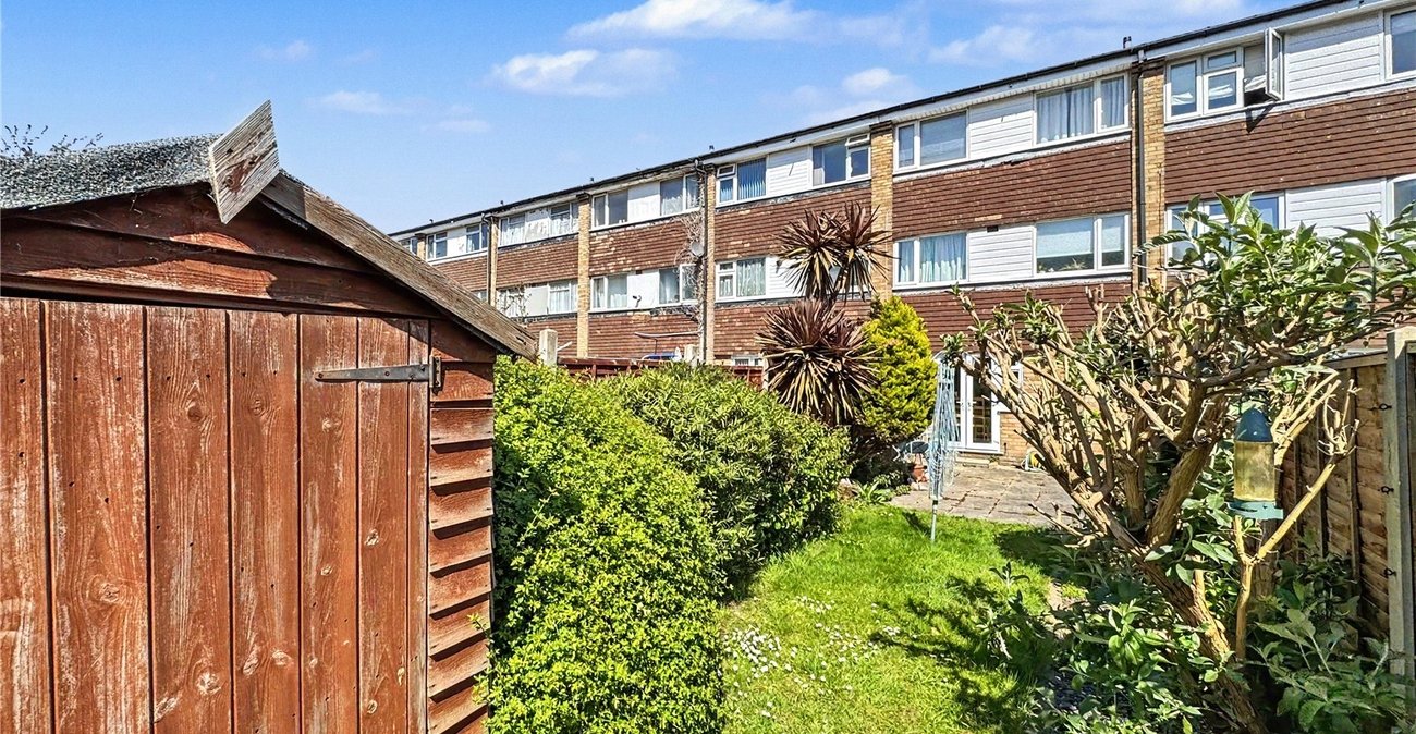 4 bedroom property for sale in Rainham | Robinson Michael & Jackson