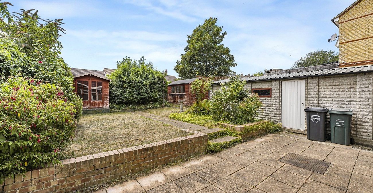 3 bedroom house for sale in Dartford | Robinson Jackson