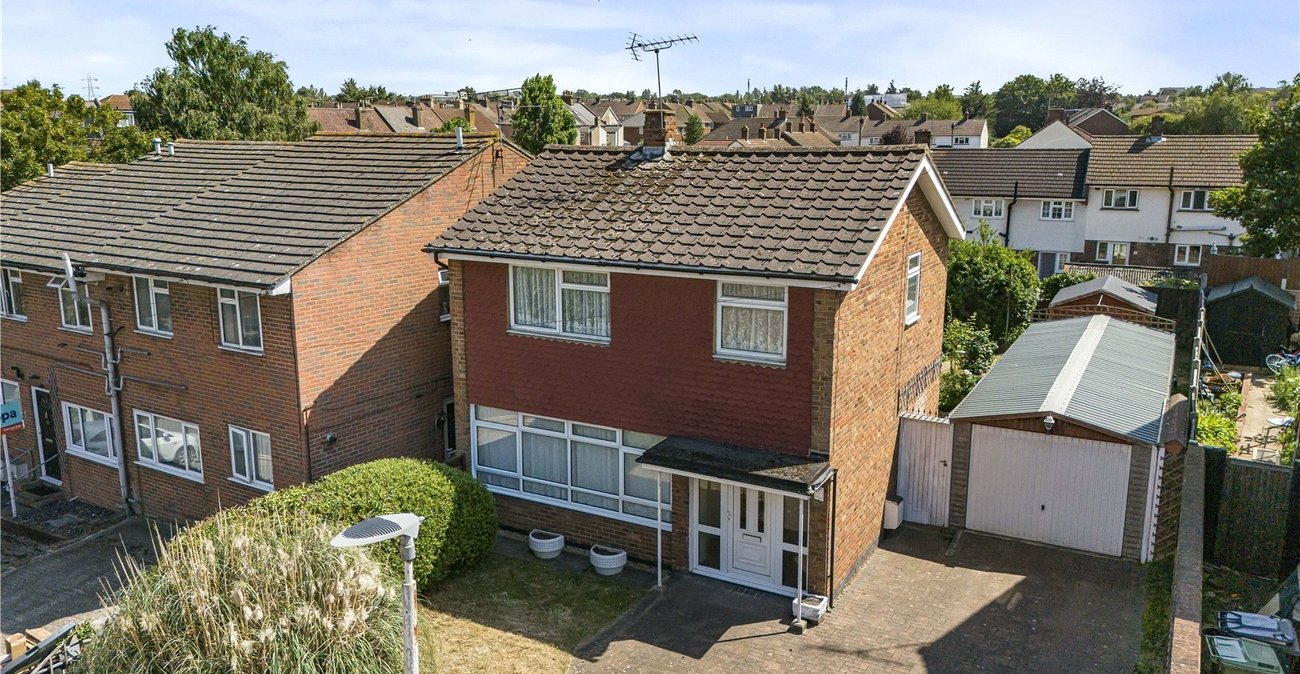 3 bedroom house for sale in Dartford | Robinson Jackson