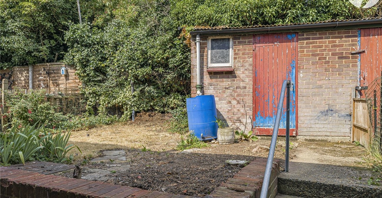 3 bedroom house for sale in Dartford | Robinson Jackson