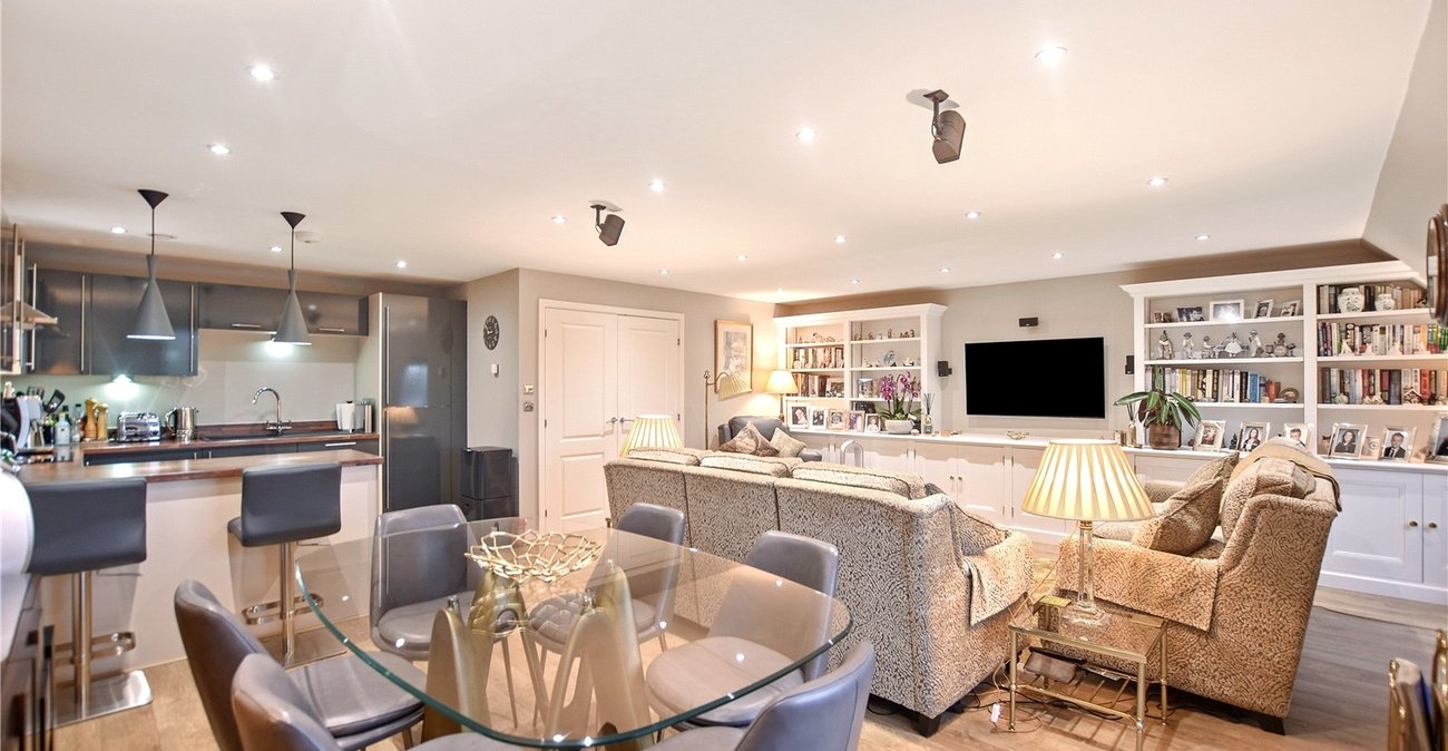 3 bedroom property for sale in Bexley | Robinson Jackson