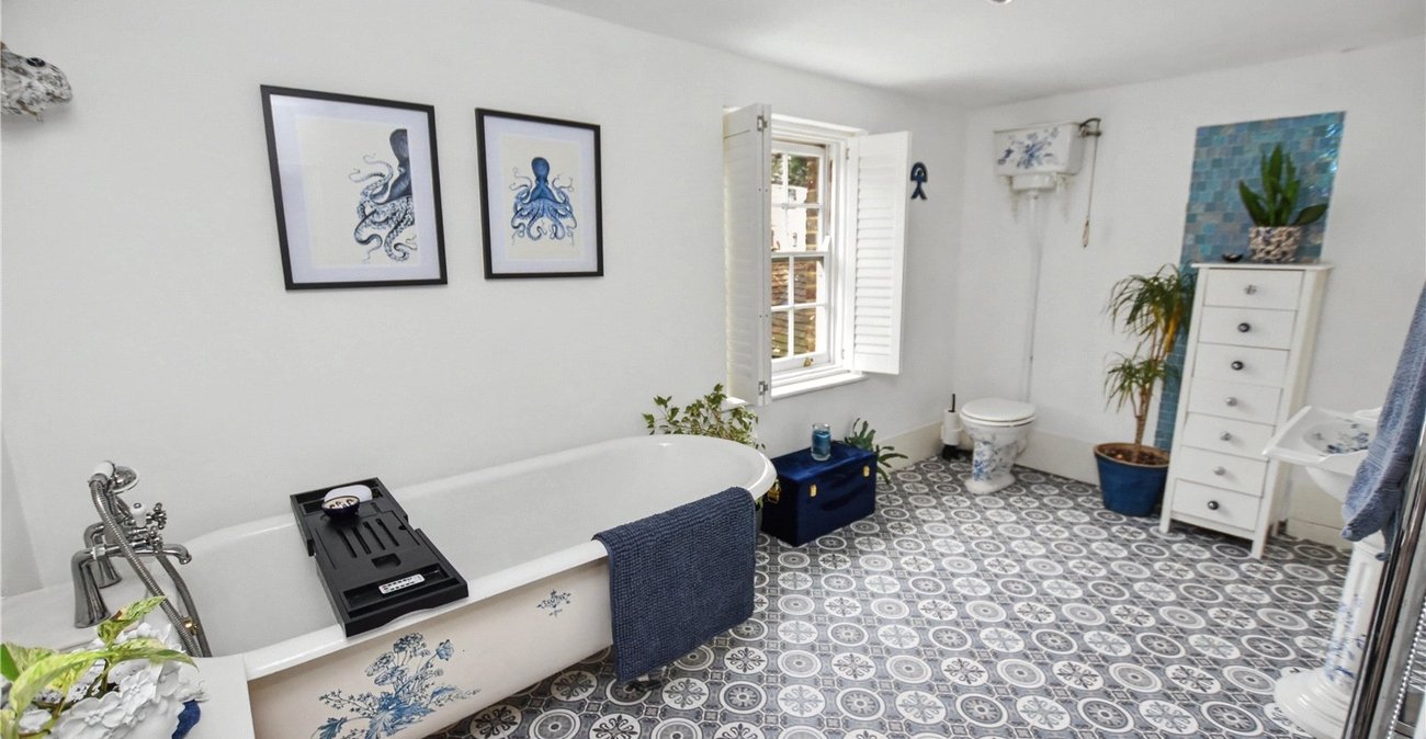 3 bedroom house for sale in Crayford | Robinson Jackson