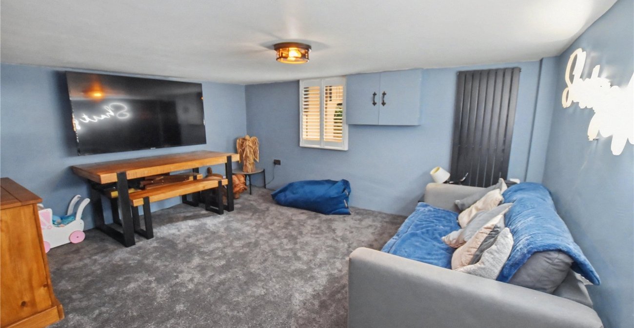 3 bedroom house for sale in Crayford | Robinson Jackson