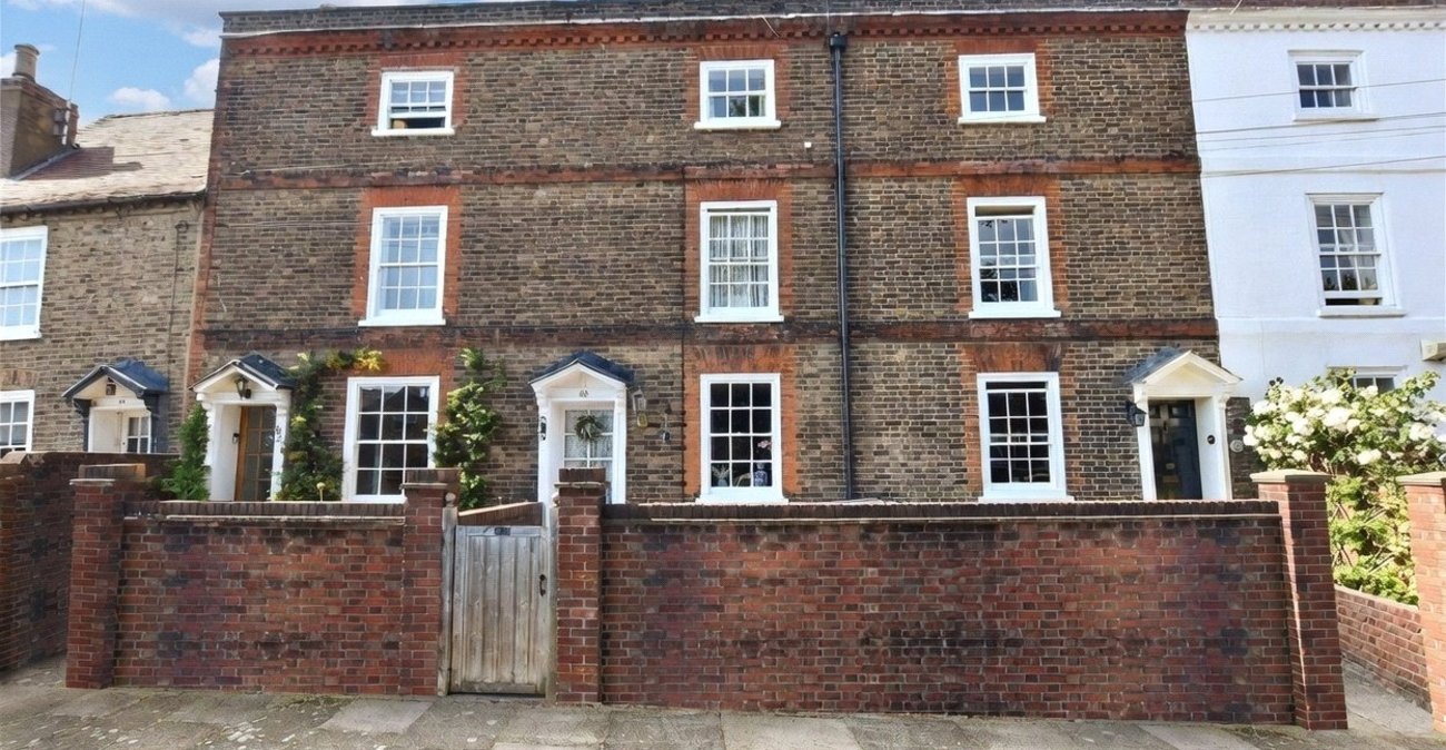 3 bedroom house for sale in Crayford | Robinson Jackson