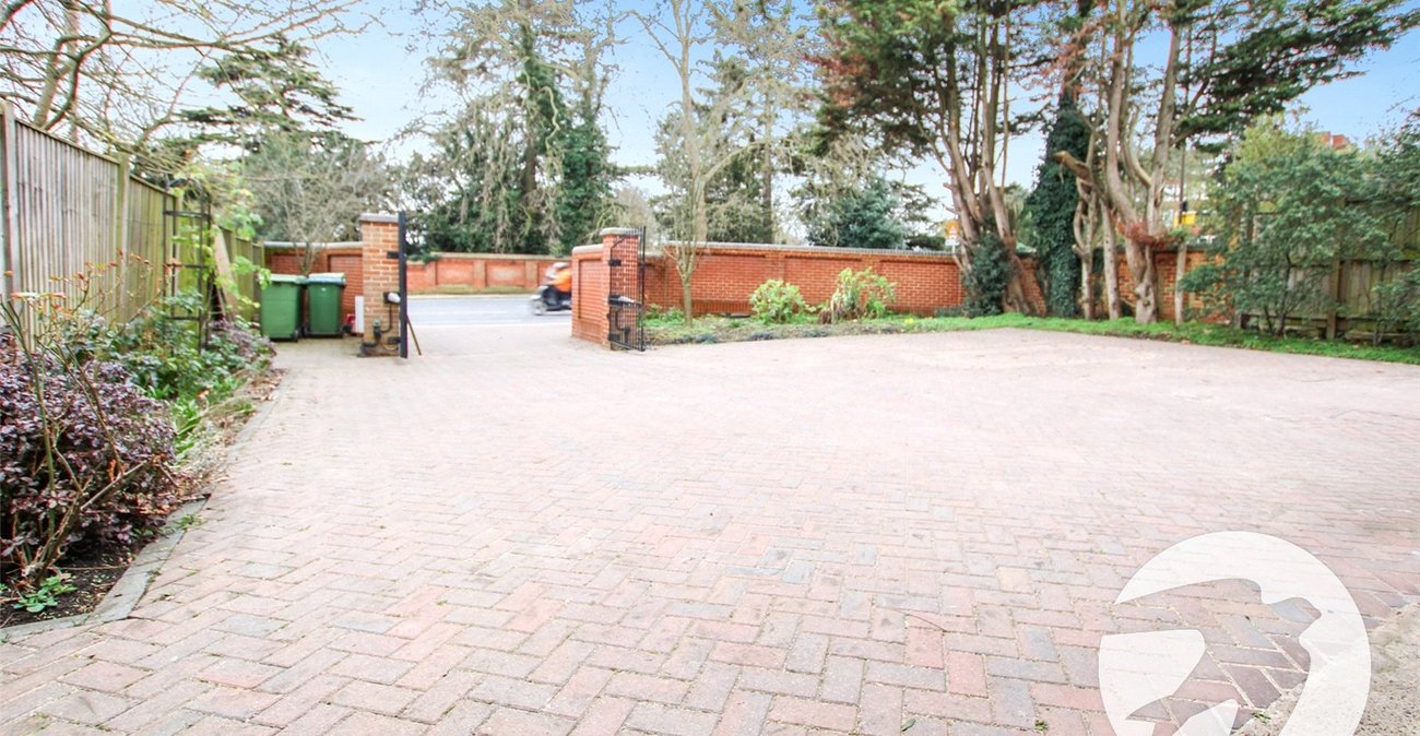 3 bedroom house for sale in Avery Hill | Robinson Jackson