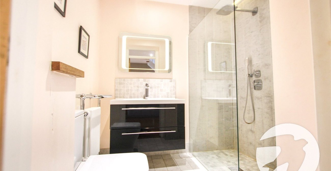 3 bedroom house for sale in Avery Hill | Robinson Jackson