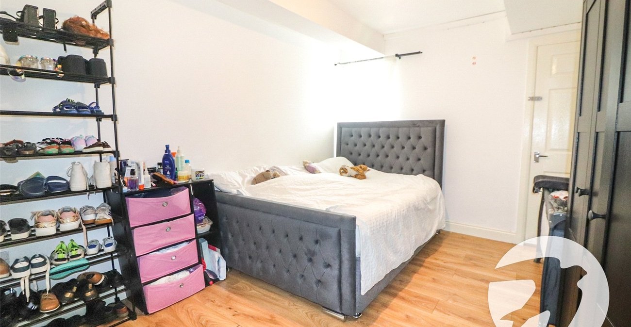 2 bedroom property for sale in Erith | Robinson Jackson