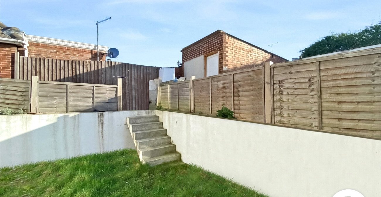 2 bedroom property for sale in Erith | Robinson Jackson