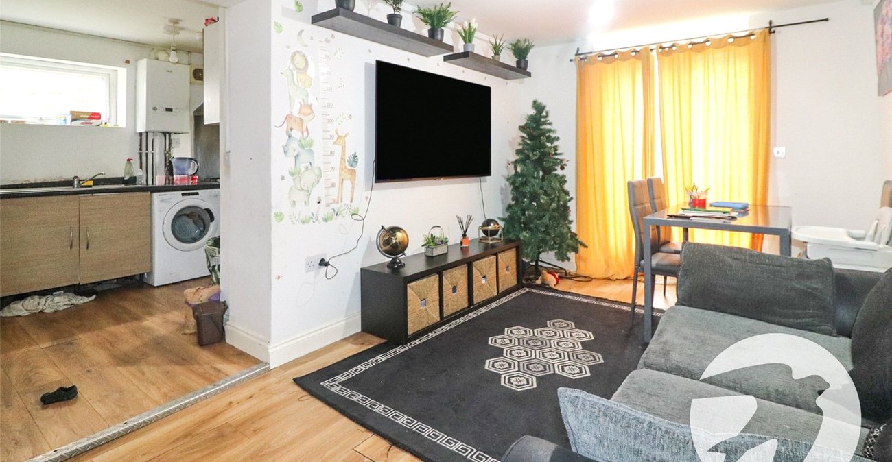 2 bedroom property for sale in Erith | Robinson Jackson