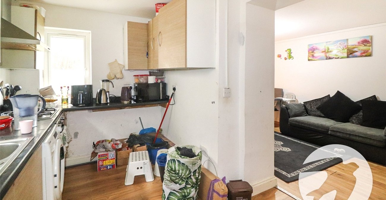 2 bedroom property for sale in Erith | Robinson Jackson