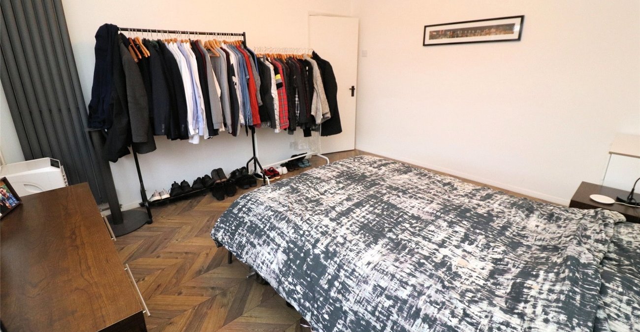 2 bedroom bungalow for sale in Erith | Robinson Jackson