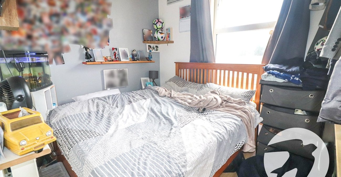 2 bedroom property for sale in Erith | Robinson Jackson