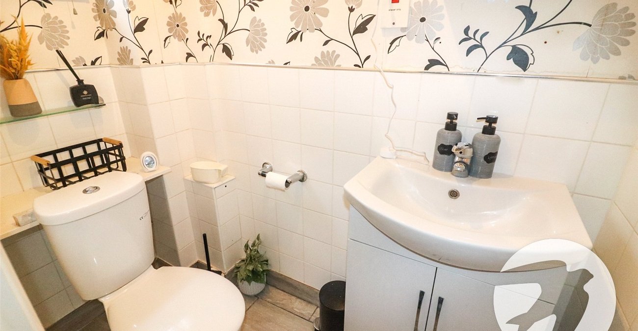 4 bedroom house for sale in Northumberland Heath | Robinson Jackson