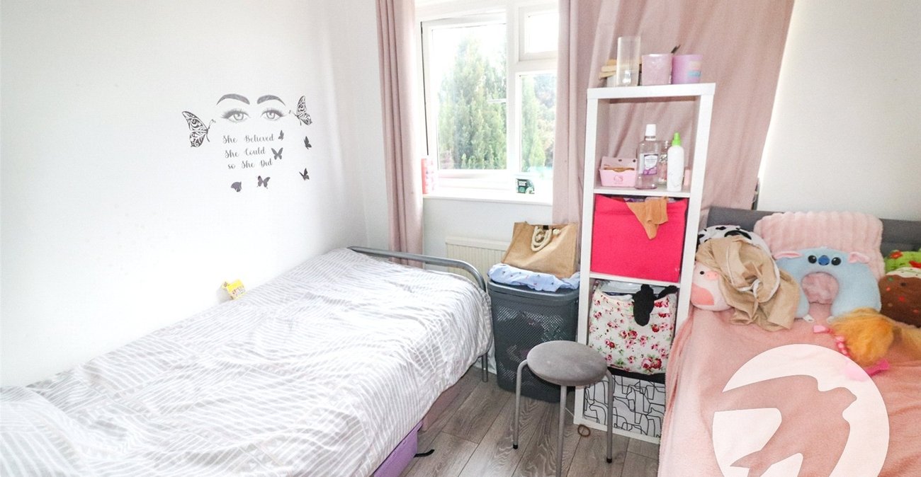 4 bedroom house for sale in Northumberland Heath | Robinson Jackson