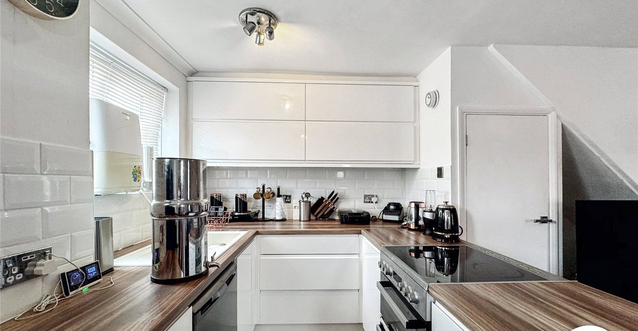 1 bedroom house for sale in Maidstone | Robinson Michael & Jackson