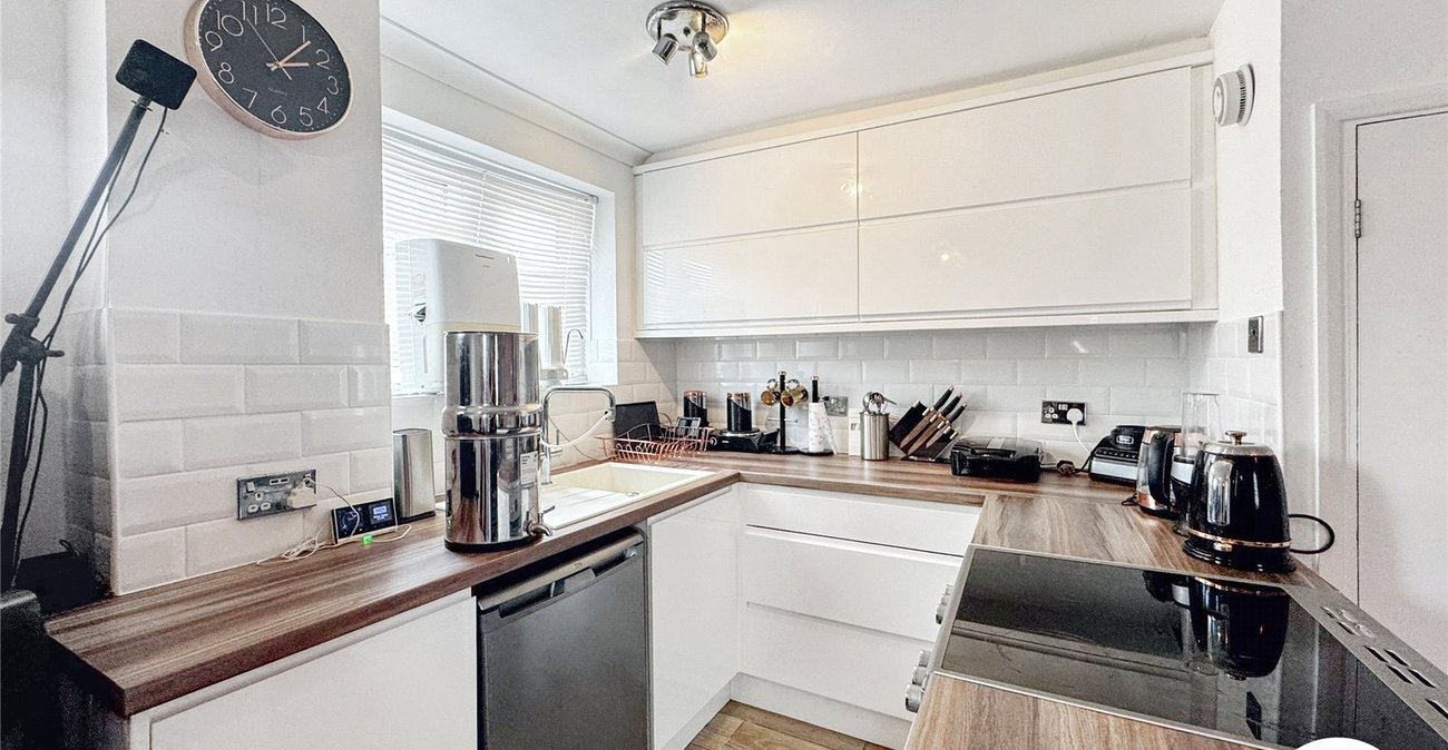 1 bedroom house for sale in Maidstone | Robinson Michael & Jackson