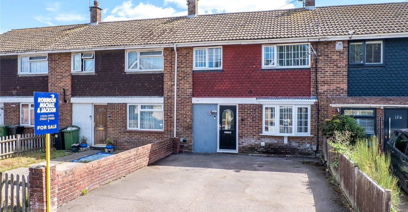 3 bedroom house for sale in Maidstone | Robinson Michael & Jackson