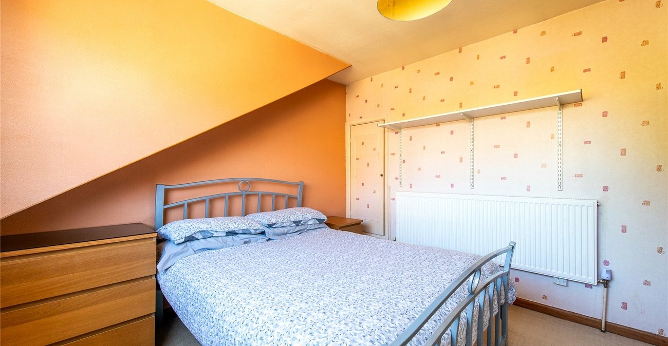 4 bedroom house for sale in Istead Rise | Robinson Michael & Jackson