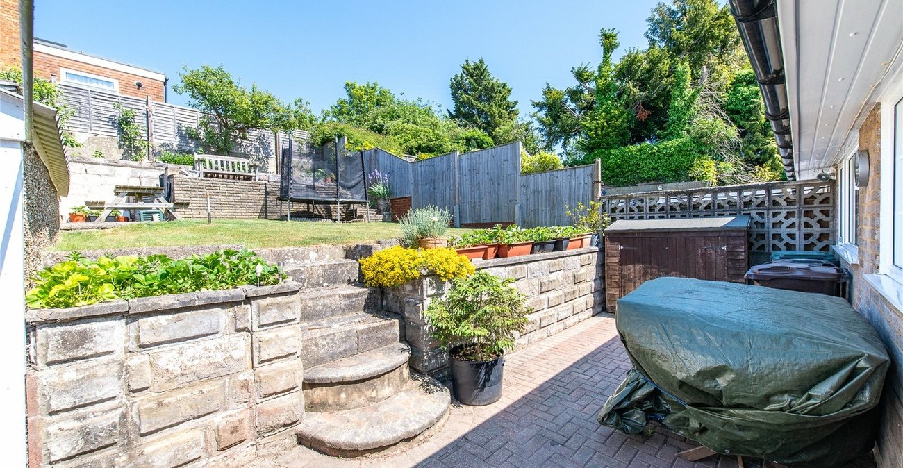 4 bedroom house for sale in Istead Rise | Robinson Michael & Jackson