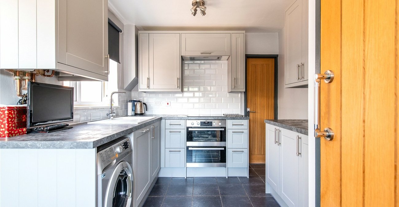 4 bedroom house for sale in Istead Rise | Robinson Michael & Jackson